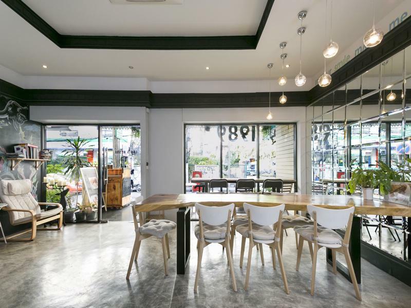 1989 Sukhumvit Bangkok Hostel Exterior photo